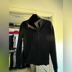 Lululemon Zip Up - Black, size 4/6